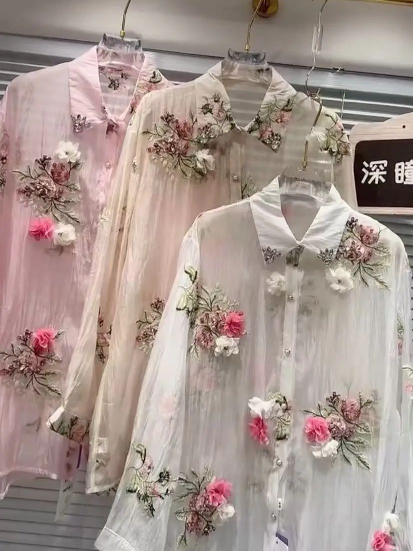 Luxury Lifestyle Women - เสื้อปาร์ตี้ปักลายดอกไม้ประดับเพชรระยิบระยับดีไซน์หรูหราสำหรับฤดูร้อน เสื้อเบลาส์ผู้หญิงเนื้อผ้าบางเบาป้องกันแสงแดด เสื้อผ้าผู้หญิง