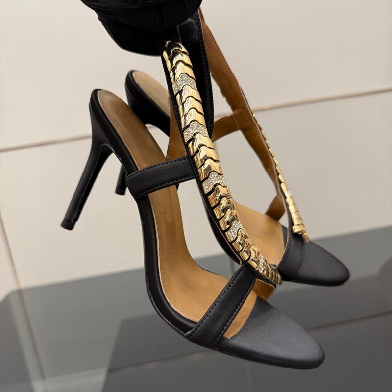 รองเท้าส้นสูงประดับเพชรหรูหรา  - Luxury Lifestyle Shoes บทวิจารณ์และราคา