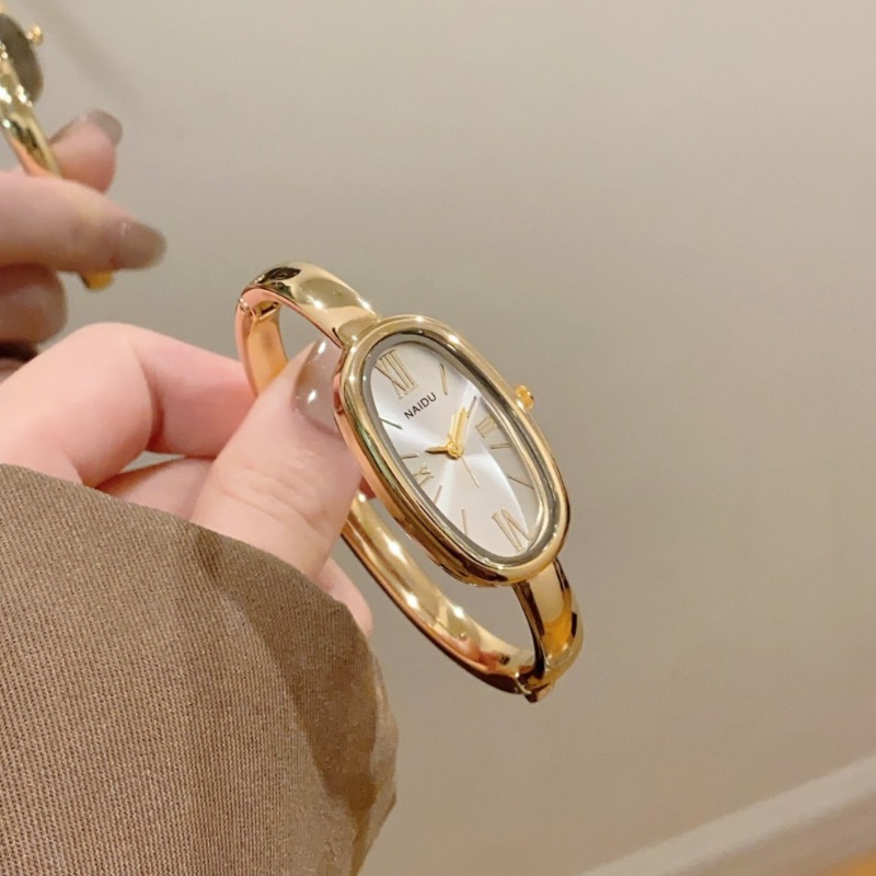 นาฬิกาข้อมือควอตซ์ทรงรี หน้าปั - Luxury Lifestyle Women บทวิจารณ์และราคา