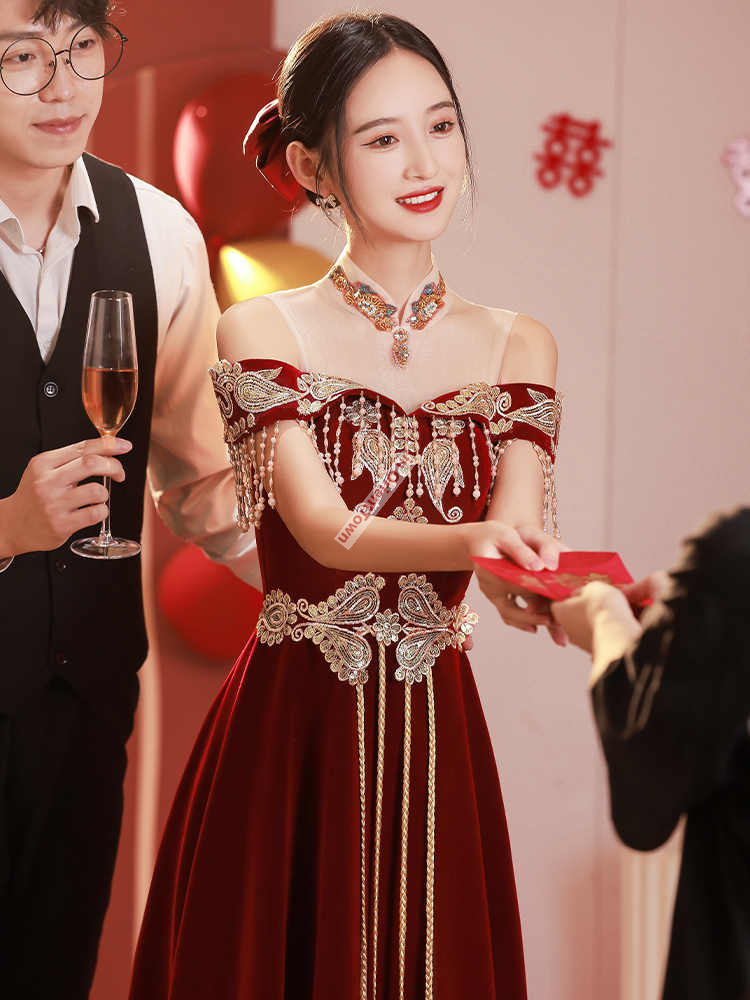 ชุดเดรสสไตล์จีนแบบกี่เพ้าสำหรั - Luxury Lifestyle Girl บทวิจารณ์และราคา